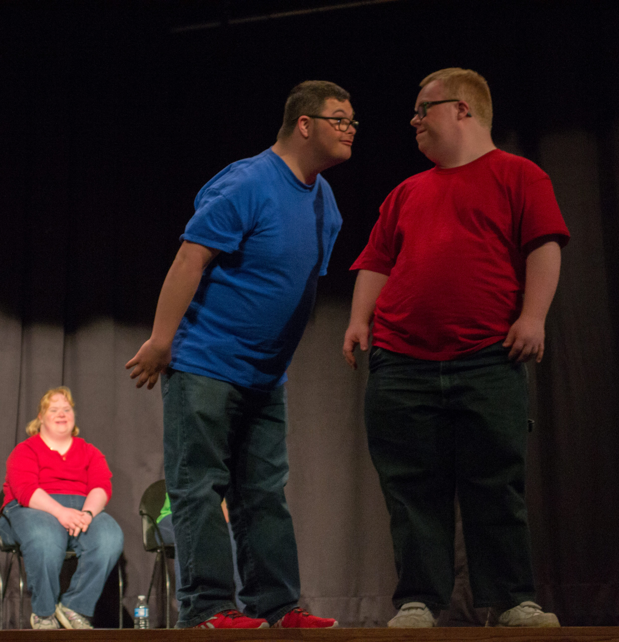 Actors in the theatre troupe 