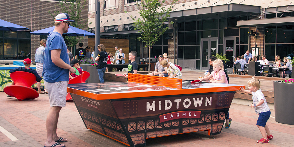 Ping pong at Midtown Plaza